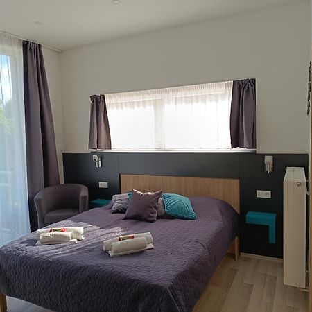 Ujhely Apartmanhaz Σίοφοκ Εξωτερικό φωτογραφία